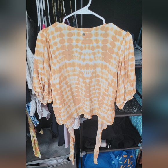 BILLABONG tie front top - Picture 3 of 7